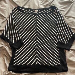 Guess Black and White Chevron Women's Sweater